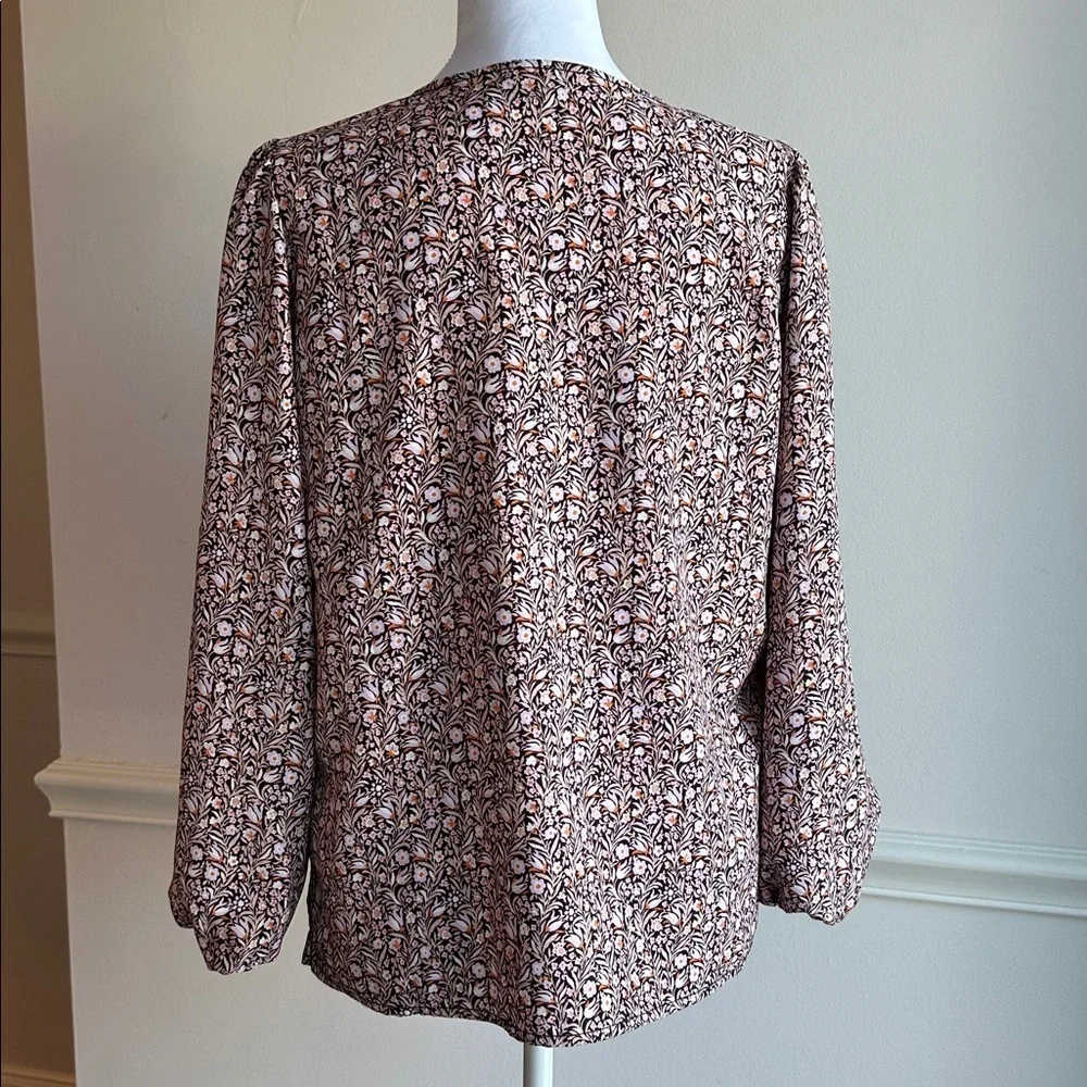 J. Crew Puff Sleeve Satin Back Crepe Top Floral Flourish Size XS brown EUC
